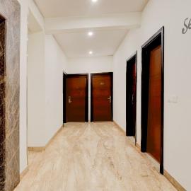 Townhouse Hotel Sec- 54 Golf Course Road