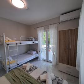 Zoya's house, hotel in Nea Kallikrateia