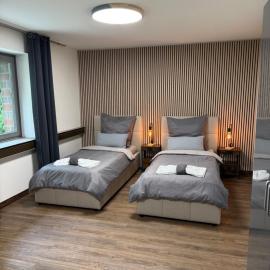 Garland-Rooms