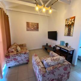 Kozy Stays near Bloubergstrand