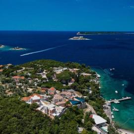MiraMare, hotel in Luštica