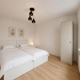 Modernes Apartment - Bis 4 Personen - Küche & WLAN - W4