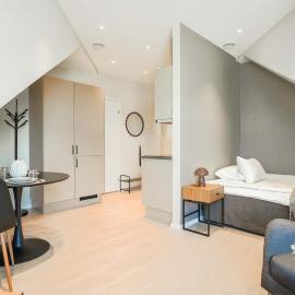 Modern apartment in center 301 for 2 guests, hotel u gradu Jevik