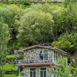 Bagh Rustum Guest House, viešbutis mieste Holshāl