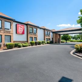 Red Roof Inn Charlotte - University, hotel in Charlotte