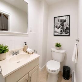 Private Room Near JSQ PATH 15 min NYC Access