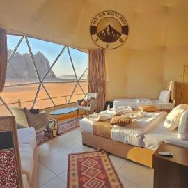 WADI RUM DESERt MOON
