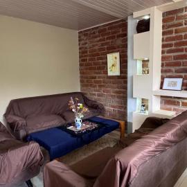 Casa Aura Mindo, hotel u gradu 'Mindo'