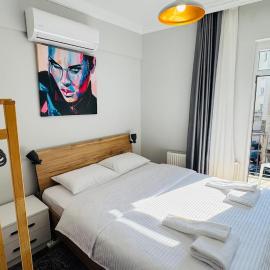 Air-conditioned, Combi boiler, Fully central, Entire apartment