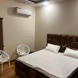 Luxe Farm, hotel in Greater Noida