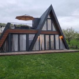 Breeze Cabin كوخ النسيم