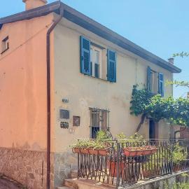 3 Bedroom Nice Home In Lumarzo