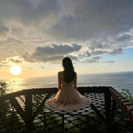 Cozzy Sea Dream Cliff Eco Guest House, hotel u gradu Nusa Penida