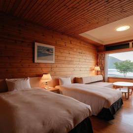 Grand Park Hotel Okubiwako Makino, khách sạn ở Takashima