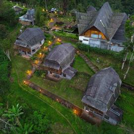 Plaga Eco Village by Nabe Hospitality Management, מלון בPlaga