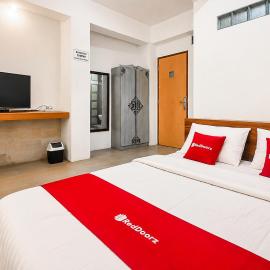 RedDoorz at Kayome Dago Bandung