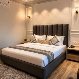 Elegance Regency, hotel Khanna városában