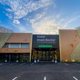 Hotel Imam Bonjol by Benhas, hotel in Padang