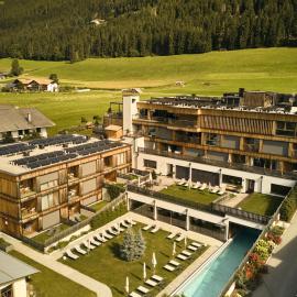 Hirben Naturlaub, hotel a Villabassa