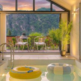 Danyang Dandelion Pool Villa, hotel en Danyang