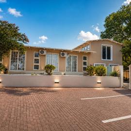Suider Ozias Self Catering