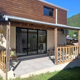Bungalow P&P, hotel in Entre-Deux