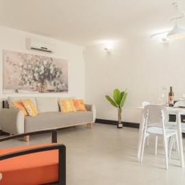 All'ombra dell'ulivo Selargius centro citta' tra parchi, mare e Cagliari, hotel in Selargius