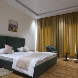 Gulmohar Palace, hotell i Dhāmpur