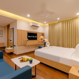 Saltstayz Premier - Noida Sector 15