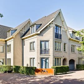 Mezger Lodges Domburg - met zwembad en spa – hotel w mieście Domburg