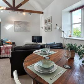Noddingway Cottage