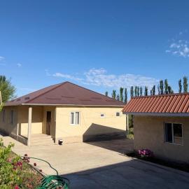 The Still House, hotel in Ostrov Kayrak