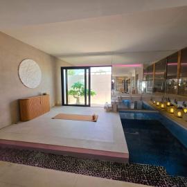 Ocean View Apartment with Own Private Gym Sauna & Plunge Pool, hotel i South Wager