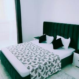 Cozy House Near the Beach and the Airport, hotel u gradu Oulad Maʼammar