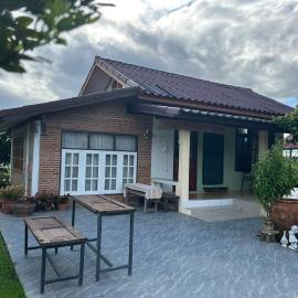Darins House, hotel u gradu 'Nan'