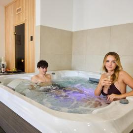 Hotel Radnice Dobrovice, hotel u gradu Dobrovice