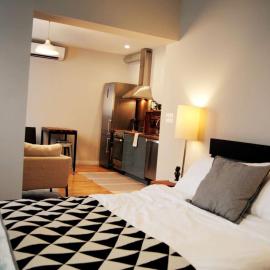 Trendy Studio in Prime South Philly Neighborhood