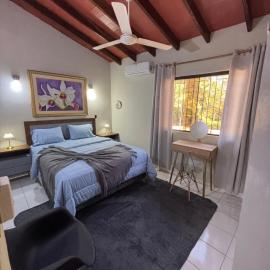 TH Suites, hotell i San Lorenzo