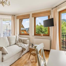 Apartamenty Polana Sywarne Zakopane、コシチェリスコのホテル