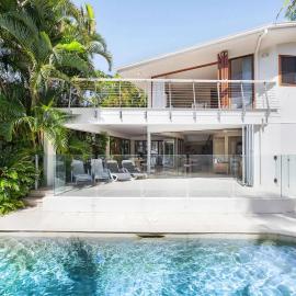 Pet-Friendly Waterfront Hideaway