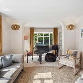 Orchard House - 5 Bed Country Home with Parking