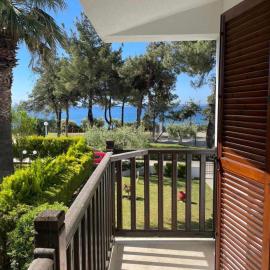 Spacious Seaside Maisonette, Trikorfo Beach, Gerakini, Chalkidiki
