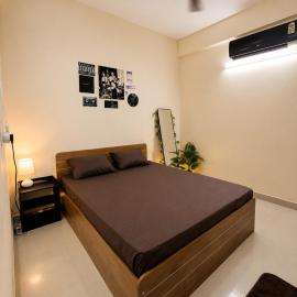 Lavia Homes l 3bhk Premium l Near Amrita Hospital Faridabad, hotel in Faridabad