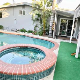 Private Pool House with Spa, Family-Friendly 3BR