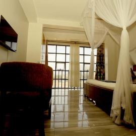 KH KH Hotel, hotel em Kasese