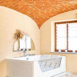 Secret Suite - Jacuzzi Privata & Relax, hotel v destinaci Borgo San Dalmazzo
