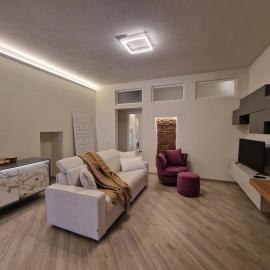 Casa a mare in pieno centro con parcheggio privato incluso e vicinissimo al mare