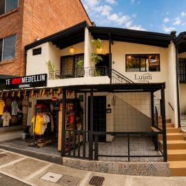 Luum Guest House Manila