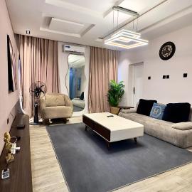 Leria Living luxury 2 bedroom wuye, Abuja, khách sạn ở Ankuru