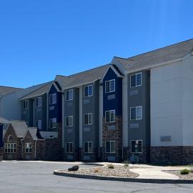 Microtel Inn & Suites by Wyndham Klamath Falls, hotel sa Klamath Falls